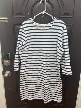 Old Navy White and Navy Striped Long Sleeve Dress
